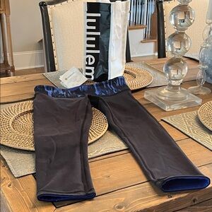 lululemon Reversible Black or Blue Leggings
Patterned Waistband NWOT